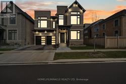 1215 PONDSIDE TRAIL  Oakville, ON L6M 5M6