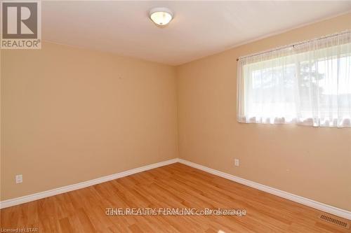 65 Irving Place, London East (East D), ON - Indoor Photo Showing Other Room