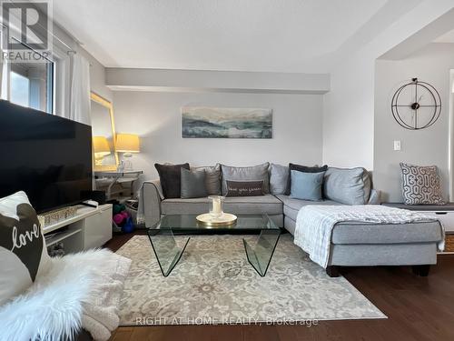 223 - 175 Haig Road, Belleville (Belleville Ward), ON - Indoor Photo Showing Living Room