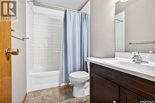 1113 Vaughan Street, Moose Jaw, SK - Indoor Photo Showing Bathroom