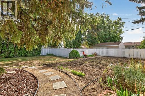 1113 Vaughan Street, Moose Jaw, SK - Outdoor