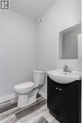1209 Howey Drive Unit# 4, Sudbury, ON - Indoor Photo Showing Bathroom