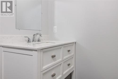 1209 Howey Drive Unit# 4, Sudbury, ON - Indoor Photo Showing Bathroom
