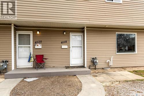 91 4118 Castle Road, Regina, SK - Outdoor With Exterior