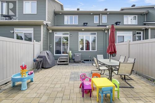168 Hawkshaw Crescent, Ottawa, ON - Outdoor