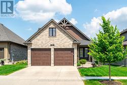 16 WHITING DRIVE  Brant, ON N3L 0B2