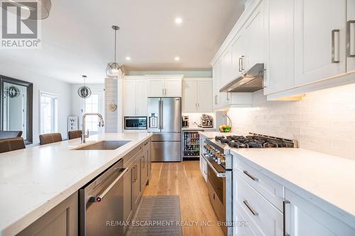16 Whiting Drive, Brant, ON - Indoor Photo Showing Kitchen With Upgraded Kitchen