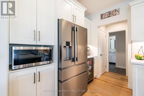 16 Whiting Drive, Brant, ON - Indoor Photo Showing Kitchen