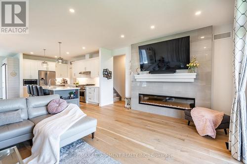 16 Whiting Drive, Brant, ON - Indoor Photo Showing Living Room With Fireplace