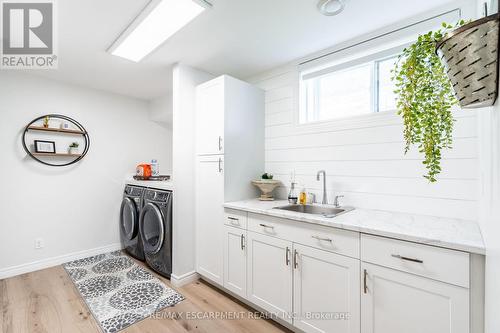 16 Whiting Drive, Brant, ON - Indoor Photo Showing Laundry Room