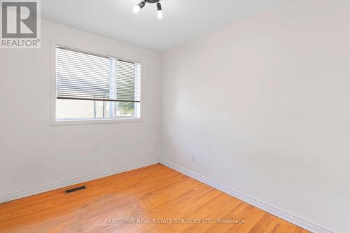 139 Pandora Circle, Toronto, ON - Indoor Photo Showing Other Room