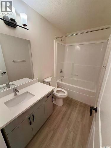 3214 Green Brook Road, Regina, SK - Indoor Photo Showing Bathroom
