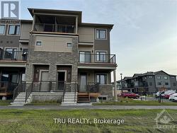 956 CHAPMAN MILLS DRIVE  Ottawa, ON K2J 7J5