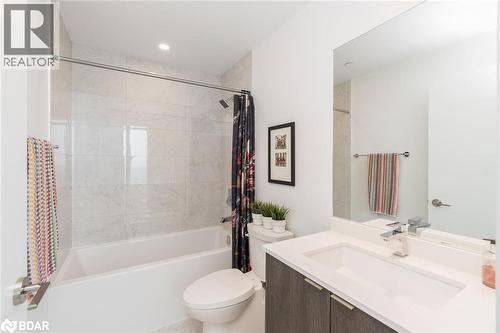 1926 Lake Shore Boulevard W Unit# 2307, Toronto, ON - Indoor Photo Showing Bathroom