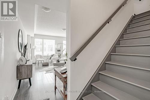 218 Huguenot Road, Oakville, ON - Indoor Photo Showing Other Room