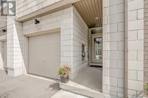 218 Huguenot Road, Oakville, ON - Outdoor With Exterior