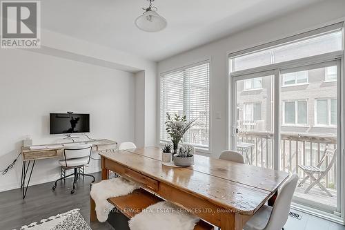 218 Huguenot Road, Oakville, ON - Indoor Photo Showing Office