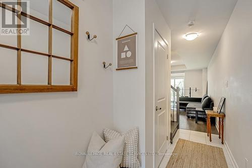 218 Huguenot Road, Oakville, ON - Indoor Photo Showing Other Room