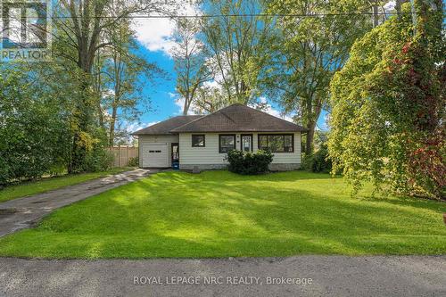 207 ELMWOOD AVENUE  Fort Erie (Crystal Beach), ON L0S 1B0