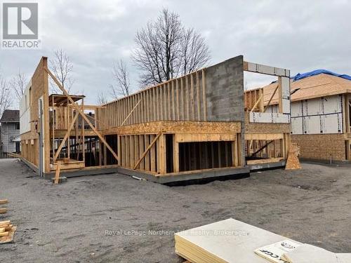 28 Meadow Wood Court, North Bay (Ferris), ON - Outdoor