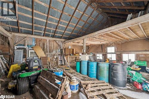 5877 Highway 6 Road N, Guelph, ON - Indoor