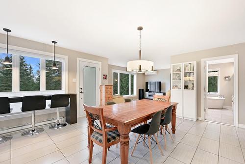 Coin-repas - 1924 94E Avenue, Saint-Blaise-Sur-Richelieu, QC - Indoor Photo Showing Dining Room