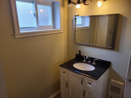 Salle de bains - 19 Rue Potvin, Saint-Jacques-Le-Mineur, QC - Indoor Photo Showing Bathroom