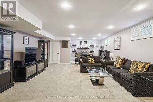 1091 Forestvale Drive, Burlington, ON - Indoor