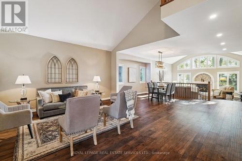 1091 Forestvale Drive, Burlington, ON - Indoor