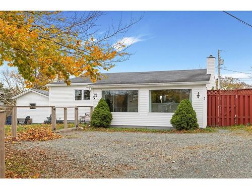 1 Macull Lane, Logy Bay, NL 