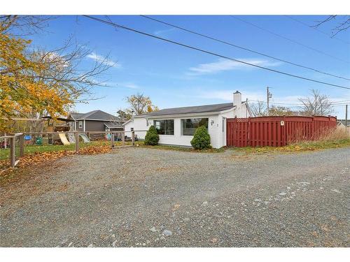 1 Macull Lane, Logy Bay, NL 