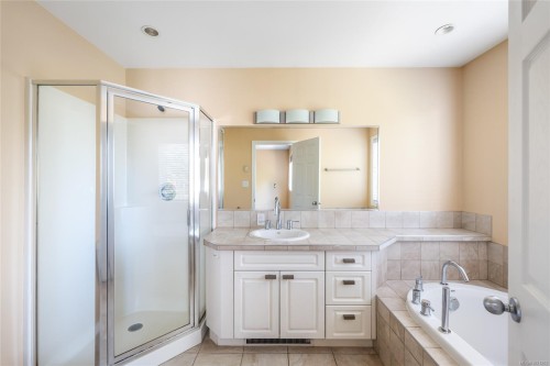 257 Michigan St, Victoria, BC 