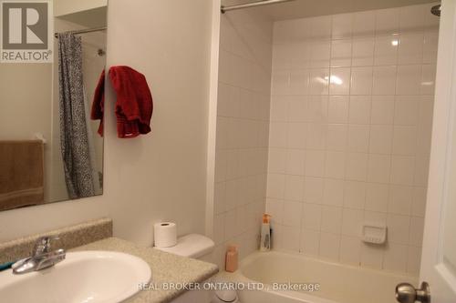 113 - 3050 Erin Centre Boulevard, Mississauga, ON - Indoor Photo Showing Bathroom