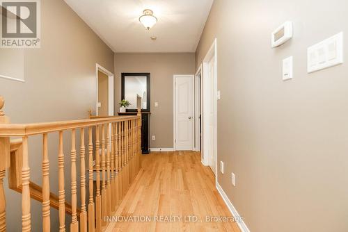 Wide hallways for ease of mobility - 25 Kyle Avenue, Ottawa, ON - Indoor Photo Showing Other Room