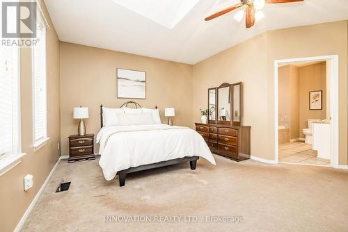 25 Kyle Avenue, Ottawa, ON - Indoor Photo Showing Bedroom