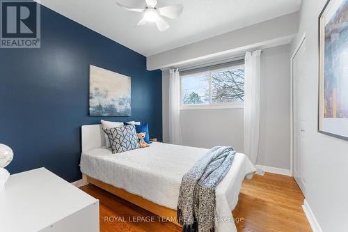 62 Crystal Beach Drive, Ottawa, ON - Indoor Photo Showing Bedroom