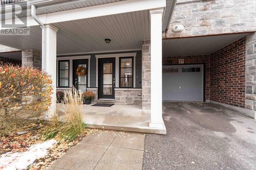 27 - 219 Dundas Street E, Hamilton, ON - Outdoor