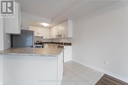 27 - 219 Dundas Street E, Hamilton, ON - Indoor Photo Showing Kitchen