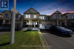 16 PRUDHOE TERRACE  Barrie, ON L9S 2Z8