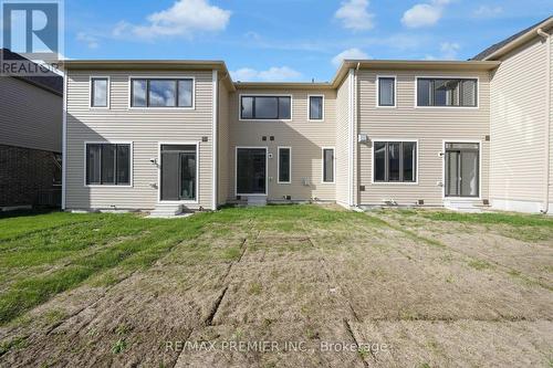 16 Prudhoe Terrace, Barrie, ON - Outdoor