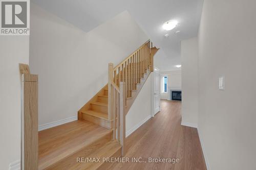 16 Prudhoe Terrace, Barrie, ON - Indoor Photo Showing Other Room
