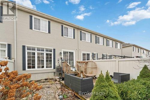 213 Idlewild Private, Ottawa, ON - Outdoor