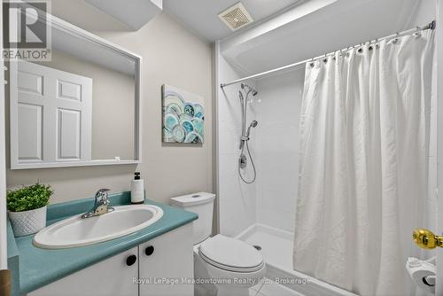 1 Draper Crescent, Barrie (Painswick North), ON - Indoor Photo Showing Bathroom