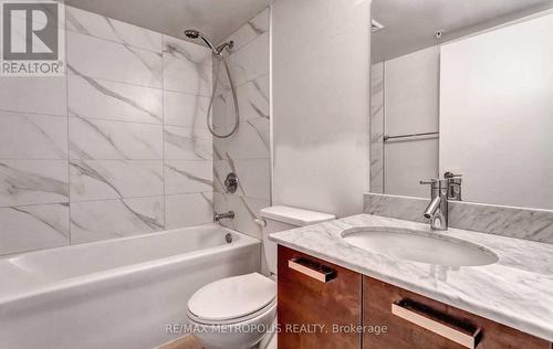 712E - 36 Lisgar Street, Toronto, ON - Indoor Photo Showing Bathroom