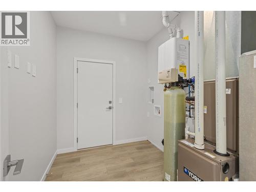 Monarch Floor Plan shown with Beach Interior - 8900 Jim Bailey Road Unit# 115, Kelowna, BC 