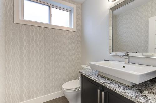152 Lost Creek Court, Kelowna, BC - Indoor Photo Showing Bathroom