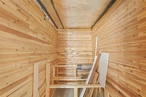 175 Ponderosa Avenue, Logan Lake, BC - Indoor Photo Showing Other Room