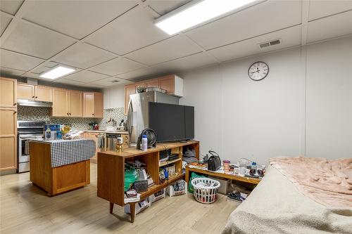 3600 37 Avenue, Vernon, BC - Indoor