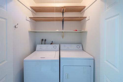 103-1820 Atkinson Street, Penticton, BC - Indoor Photo Showing Laundry Room