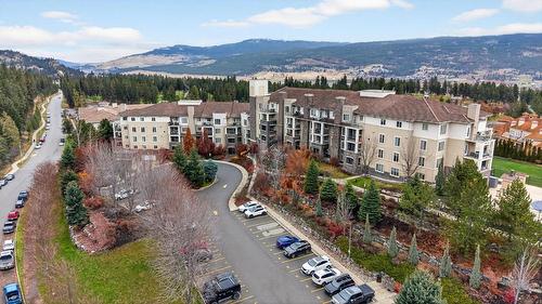 1402-1875 Country Club Drive, Kelowna, BC - Outdoor With View